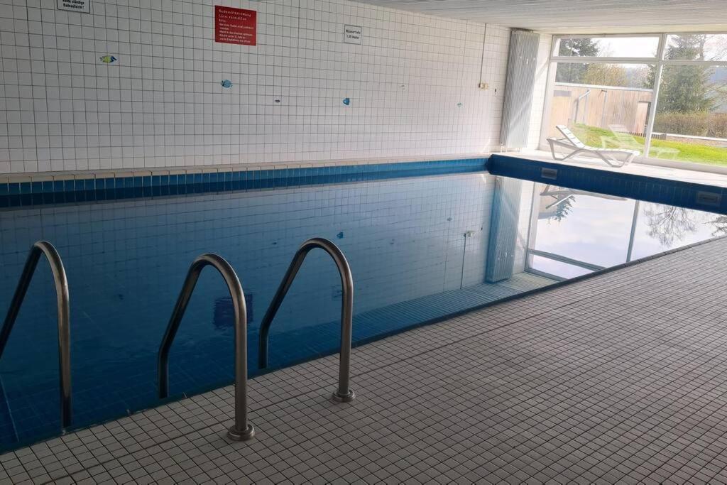Pool, Sauna & Schwarzwald-Idylle Apartment Unterkirnach Ngoại thất bức ảnh