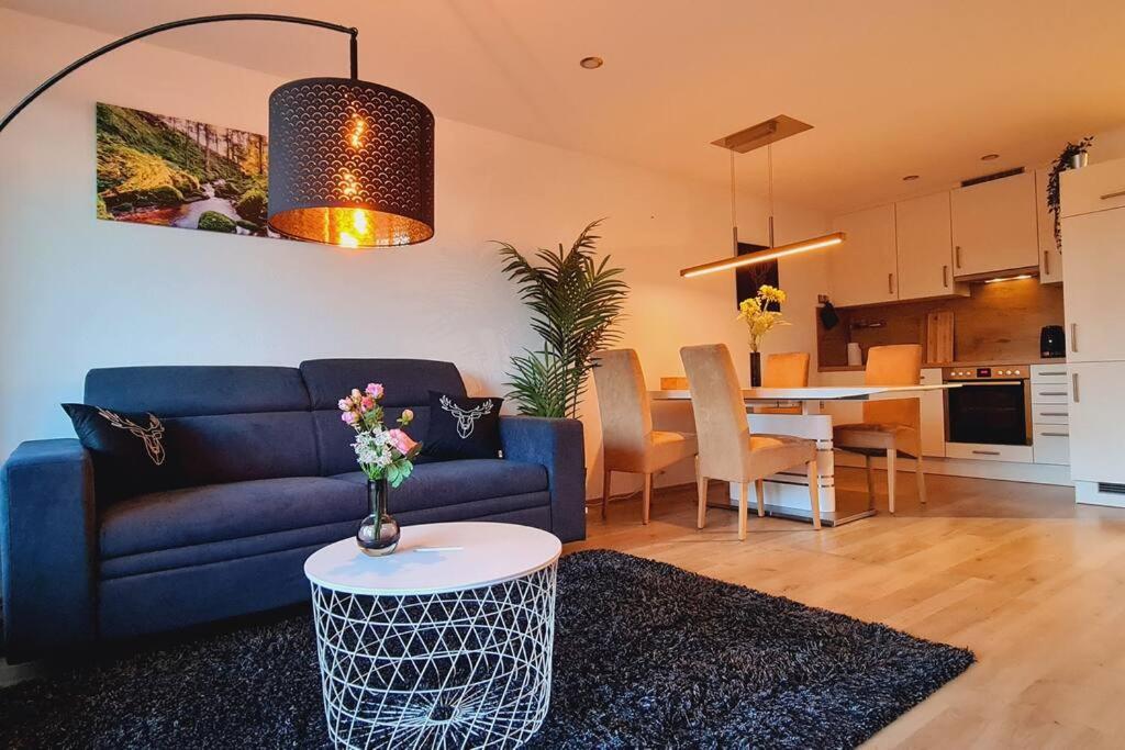 Pool, Sauna & Schwarzwald-Idylle Apartment Unterkirnach Ngoại thất bức ảnh